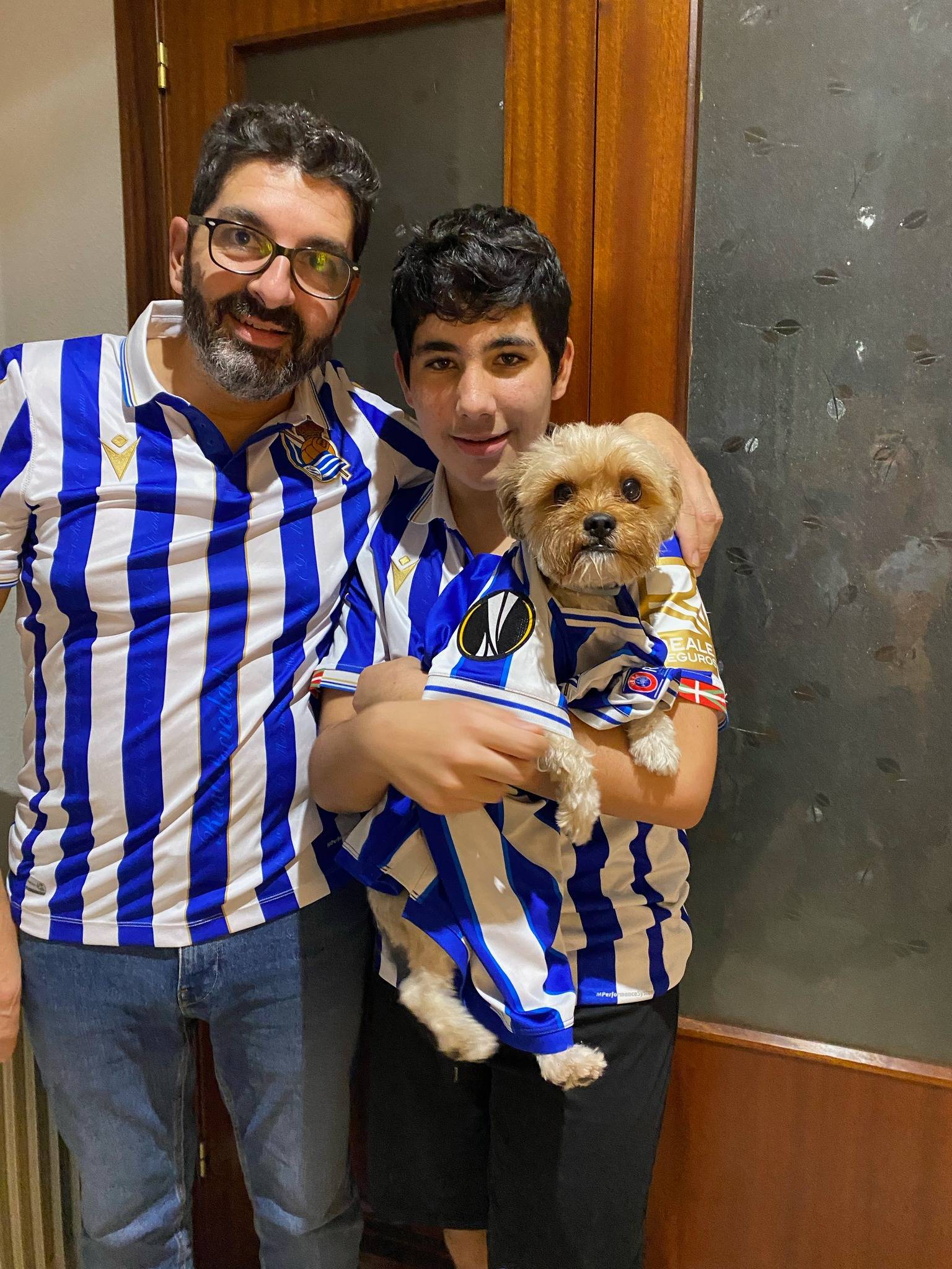 米兰体育官网登录入口-西甲集结日走向成谜；休斯敦火箭伤情更新；话题不断；细节决定成败